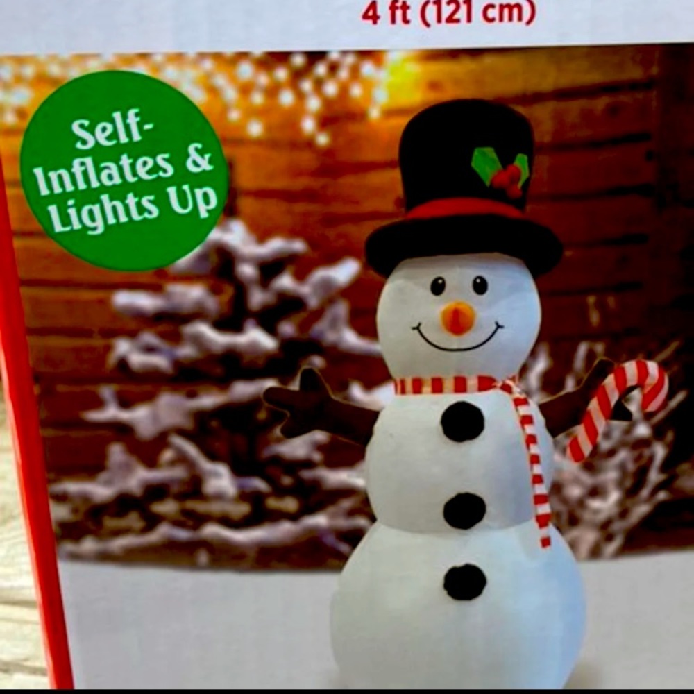 NIB-4ft Inflatable Snowman